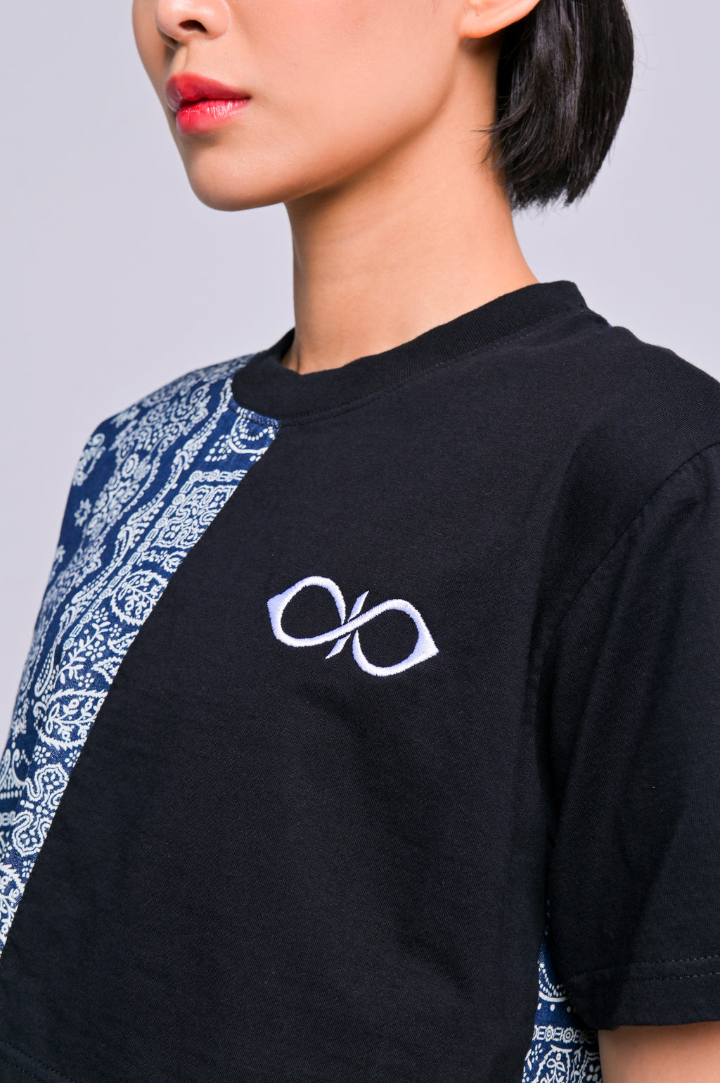 ENIGMA CROP TOP